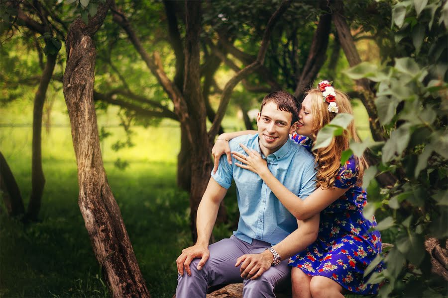 Photographe de mariage Aleksandra Tikhova (aleksti). Photo du 10 avril 2017