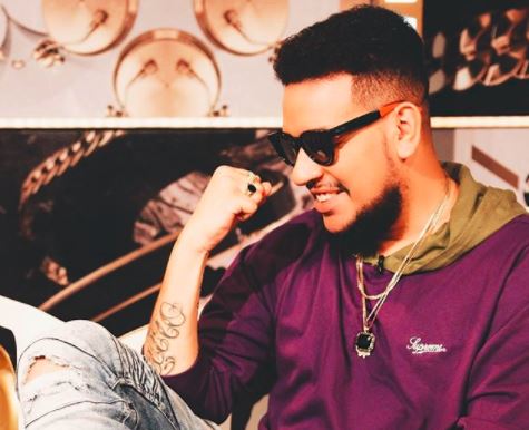 Rapper AKA addressed critics who accuse of overusing autotune.