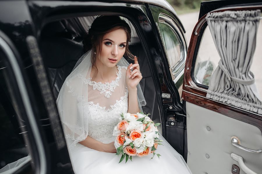 Wedding photographer Aleksandra Suvorova (suvorova). Photo of 3 April 2019