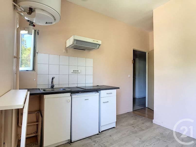 Location  appartement 1 pièce 16 m² à Montpellier (34000), 414 €