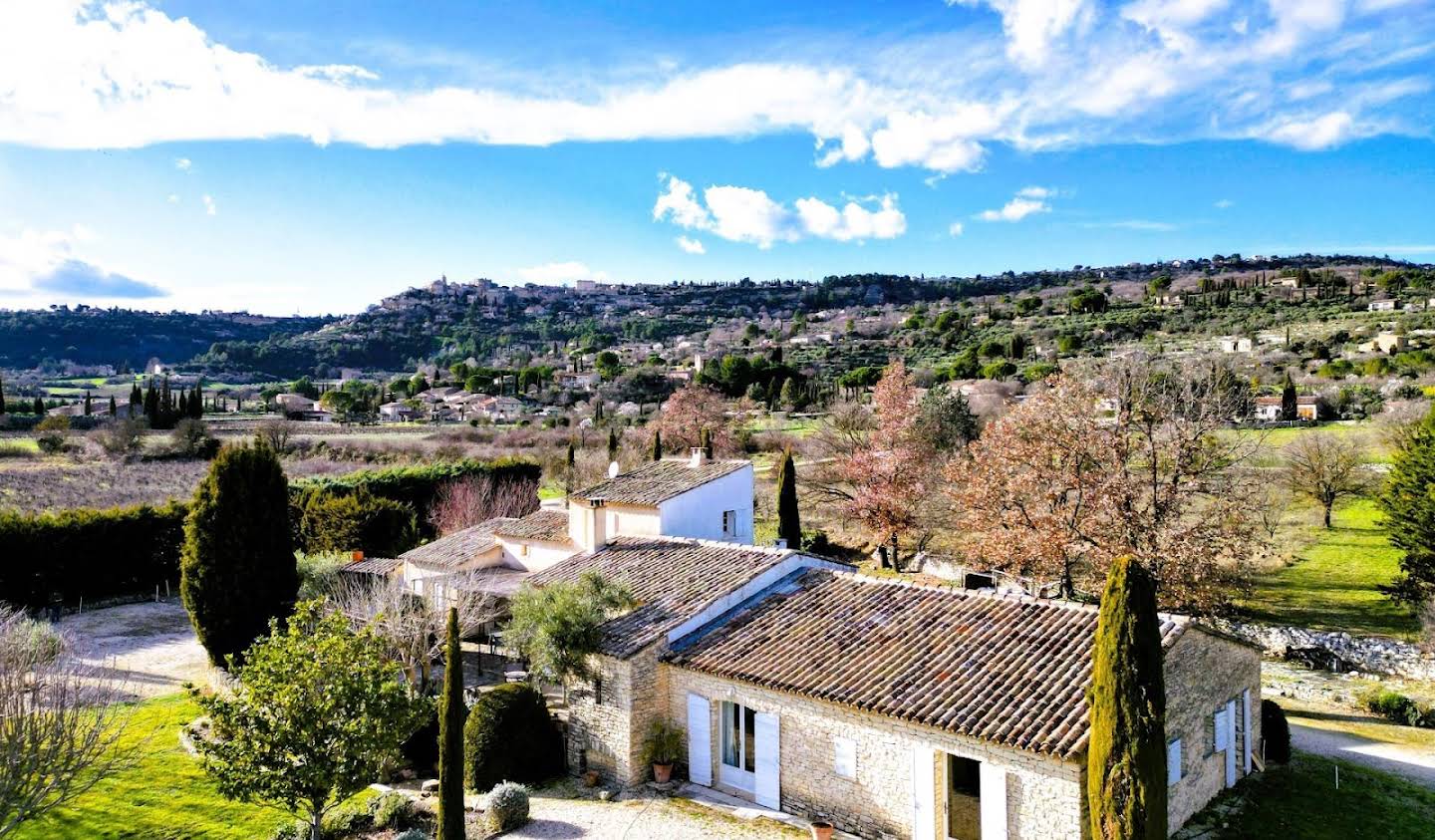 House with pool and terrace Gordes