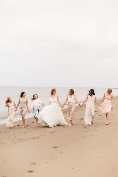 Fotografo di matrimoni Veronika Chernikova (chernikova). Foto del 12 aprile 2018