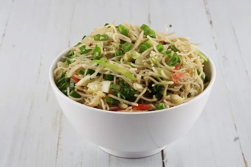 Veg Hakka Noodles