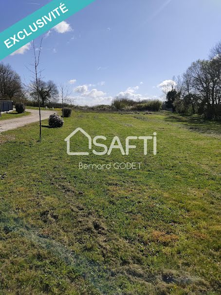 Vente terrain  901 m² à Verteuil-sur-Charente (16510), 24 200 €