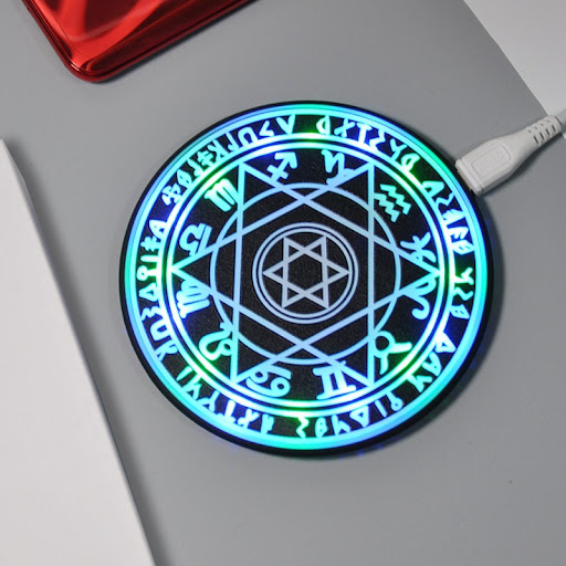 Title 13, Magic Array Wireless Charger Creative Light Ani...