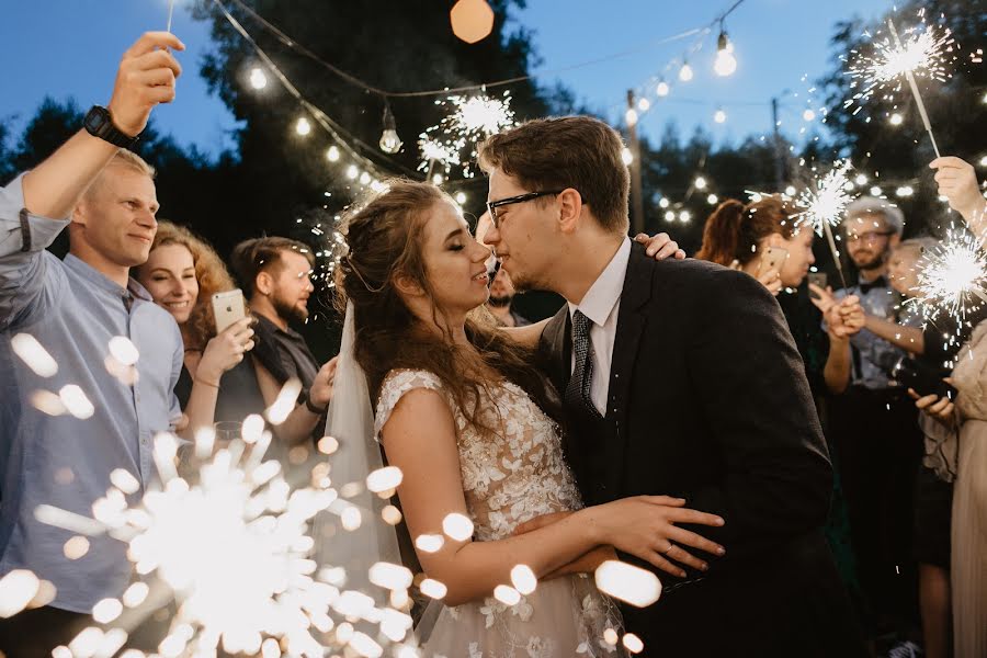 Fotografo di matrimoni Nina Zverkova (ninazverkova). Foto del 25 febbraio 2019