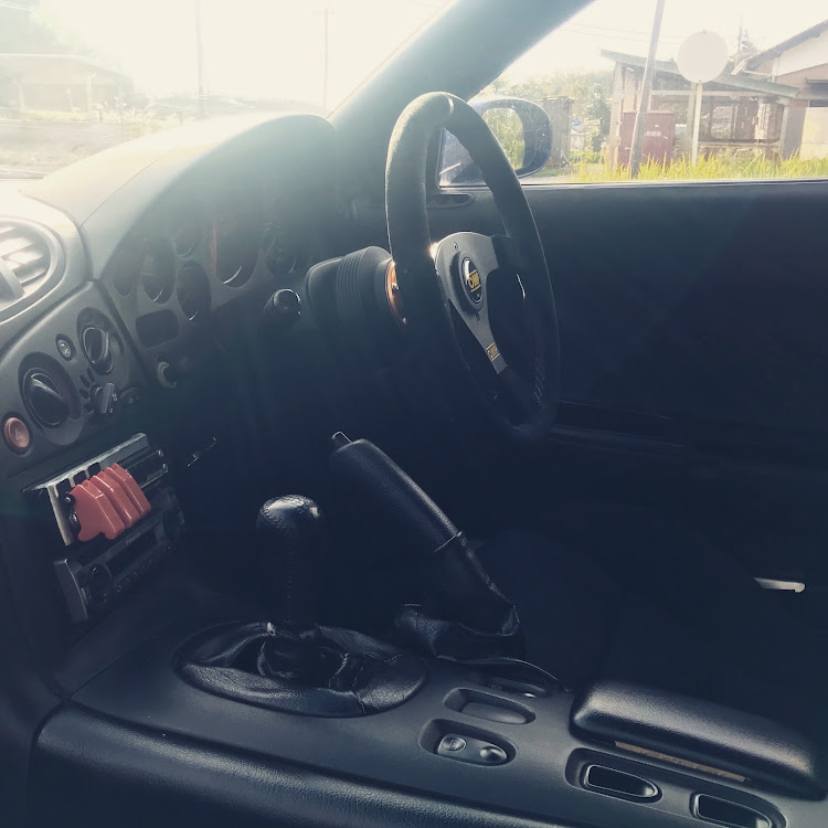 RX-7のみんなのステアリングが見たい・お題に乗っかってみた・ompに関するカスタム事例の投稿画像1枚目