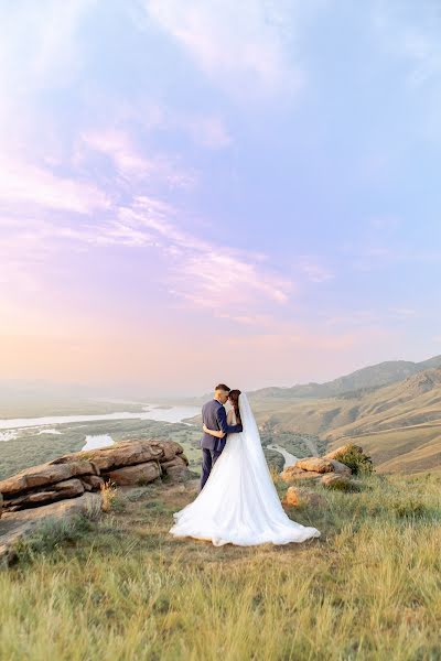 Fotografo di matrimoni Sergey Timofeev (sergo-oof). Foto del 8 dicembre 2022