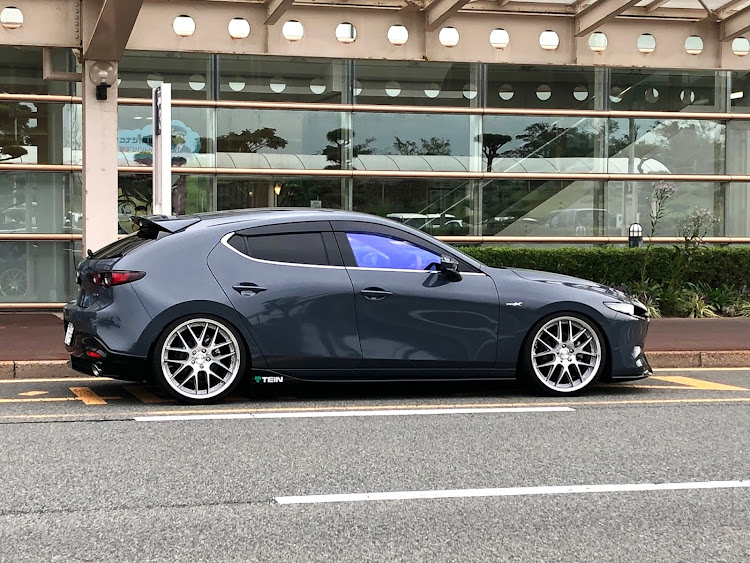 MAZDA3の10月も宜しくお願いします・フォロワー様が来た〜〜・福井県の86・全部近場でパシャリに関するカスタム事例の投稿画像5枚目