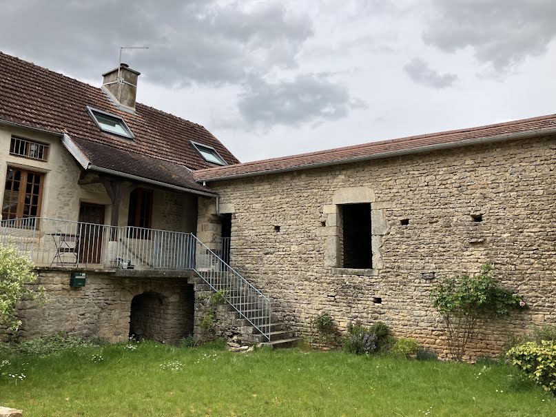 Vente maison 5 pièces 130 m² à Montbard (21500), 295 000 €