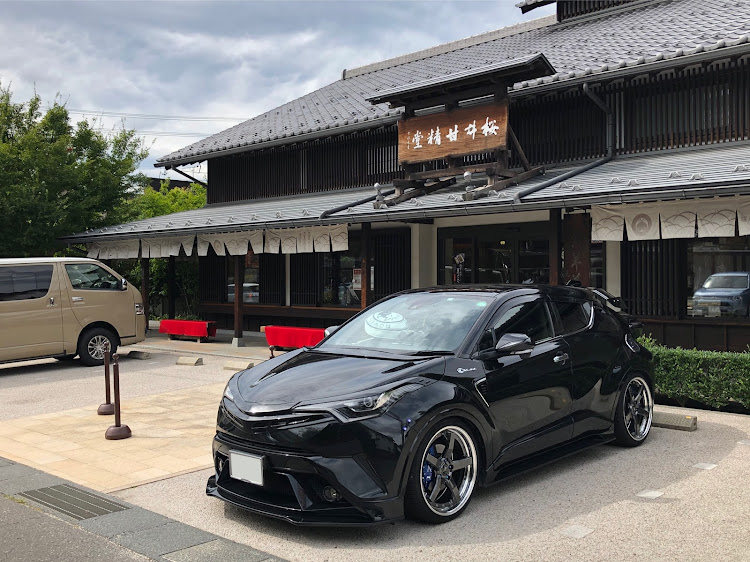 C-HRのKuhl Racing・verz wheels・KCV03・カスタムヘッドライトに関するカスタム事例の投稿画像4枚目
