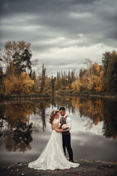 Photographe de mariage Vitaliy Kuzmin (vitaliano). Photo du 18 septembre 2019