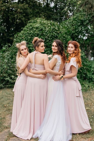 Wedding photographer Yuliya Platonova (juliaplatonova). Photo of 5 April 2019