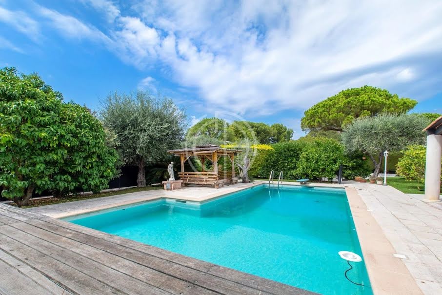 Vente villa 8 pièces 200 m² à Villefranche-sur-Mer (06230), 2 500 000 €