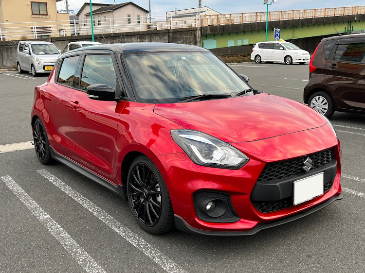スイフトスポーツのzc33sに関するカスタム事例の投稿画像1枚目