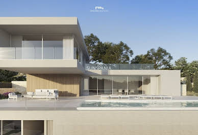 Villa with pool 9