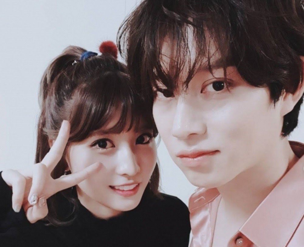 twice-momo-super-junior-heechul-photo