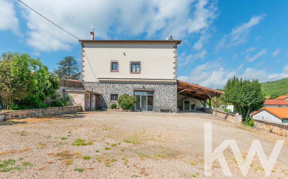 Vente maison 6 pièces 274.28 m² à Saint-Amant-Tallende (63450), 429 900 €