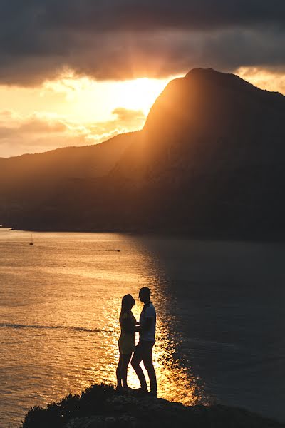 Fotografo di matrimoni Alex Popov (simfalex). Foto del 4 marzo 2018