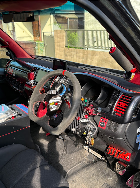 ハイエースバンのハイエースカスタム・DIY・ハイエース3型・ハイエースオーナーと繋がりたい・ハイエース200系に関するカスタム事例の投稿画像2枚目