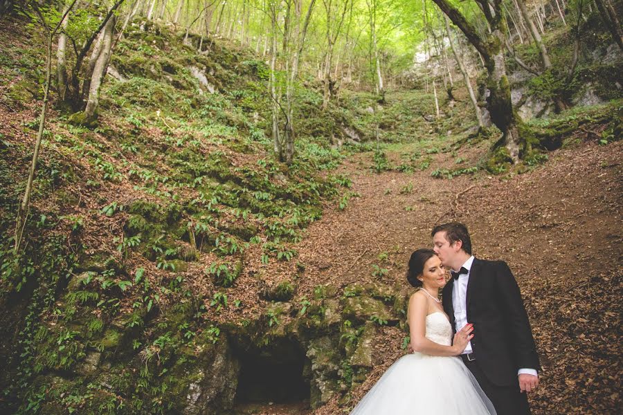 Fotógrafo de casamento Mery Borza (meryborza). Foto de 1 de fevereiro 2016