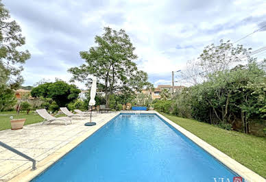 House with pool and terrace 3