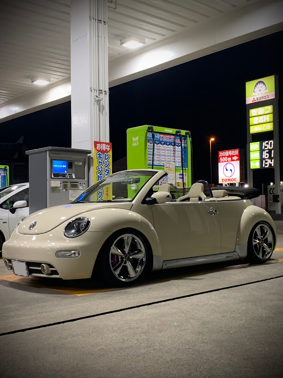 ニュービートル カブリオレの車検から帰還・普段仕様戻し🛠・ガソスタ映え・クーポン使用でハイオク¥158/ℓ・オープンカーのある生活に関するカスタム事例の投稿画像1枚目