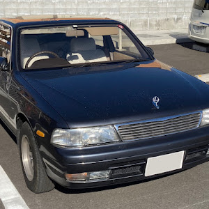 ローレル HC34