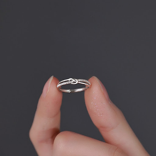 Title 1, Sterling Silver Star Ring for Women Niche Desig...