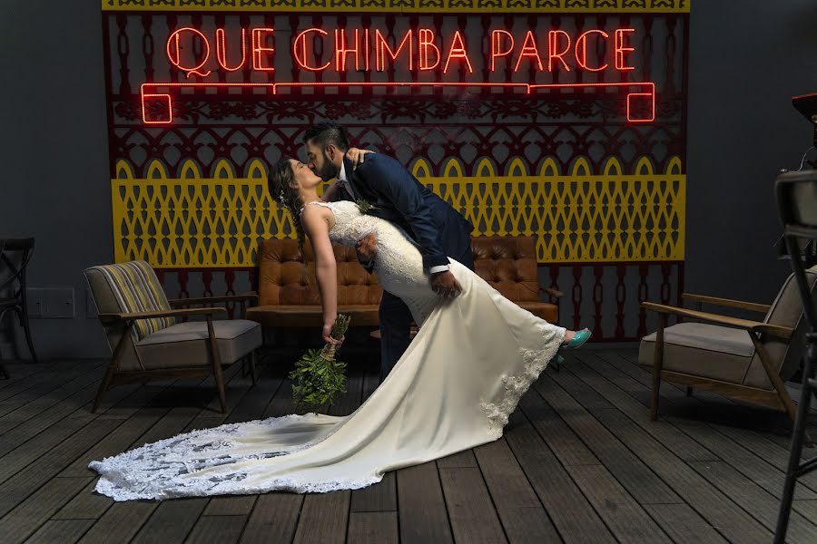 Fotógrafo de casamento Oscar Echeverri (oscarecheverri). Foto de 7 de outubro 2021