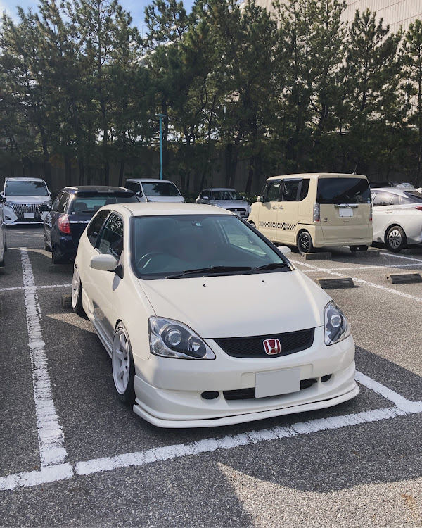 シビックタイプRのEP3 Civic Type-R・納車されました・シビックタイプR・シビックタイプR EP3・57DRに関するカスタム事例の投稿画像1枚目