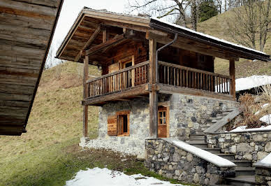 Chalet with panoramic view and terrace 4