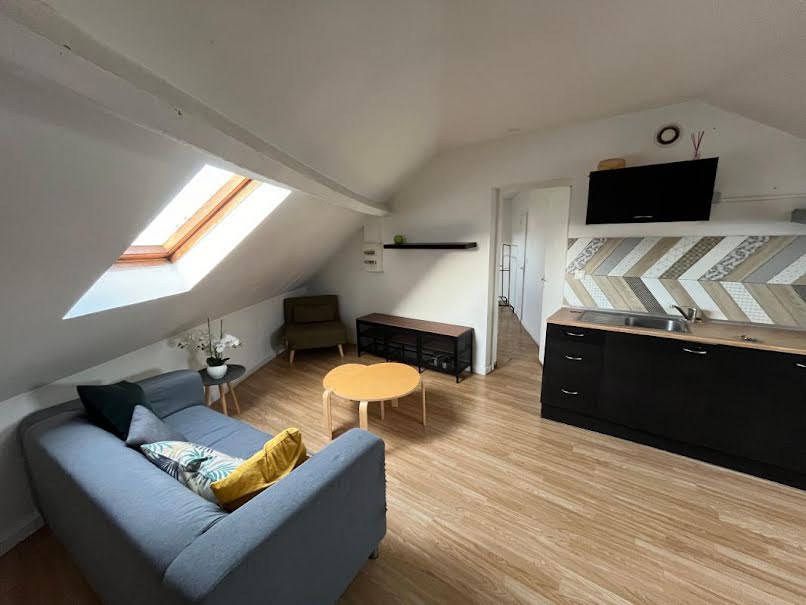 Location meublée appartement 2 pièces 30 m² à Lille (59000), 550 €