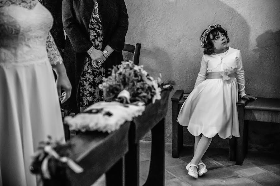 Fotografo di matrimoni Francesca Ruggirello (francescaerre). Foto del 10 maggio 2023