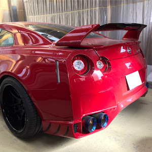 NISSAN GT-R R35