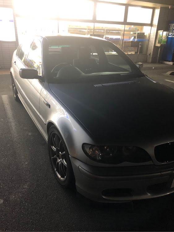 3シリーズ セダンのBMW3シリーズ・E46・M スポーツ・bmwに関するカスタム事例の投稿画像1枚目