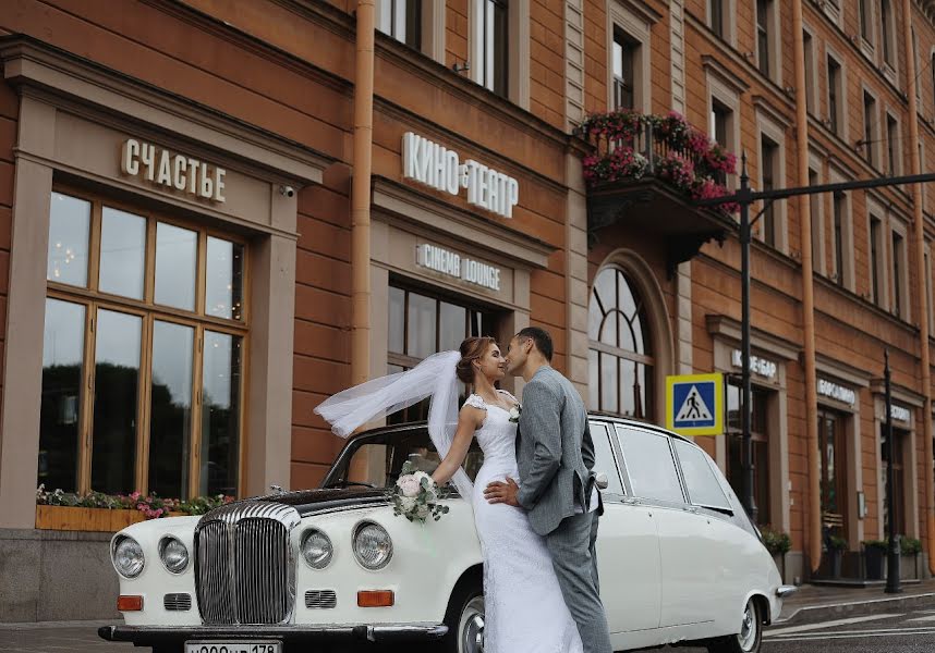 Bröllopsfotograf Valeriya Vertom (valeriiavertom). Foto av 9 juli 2020