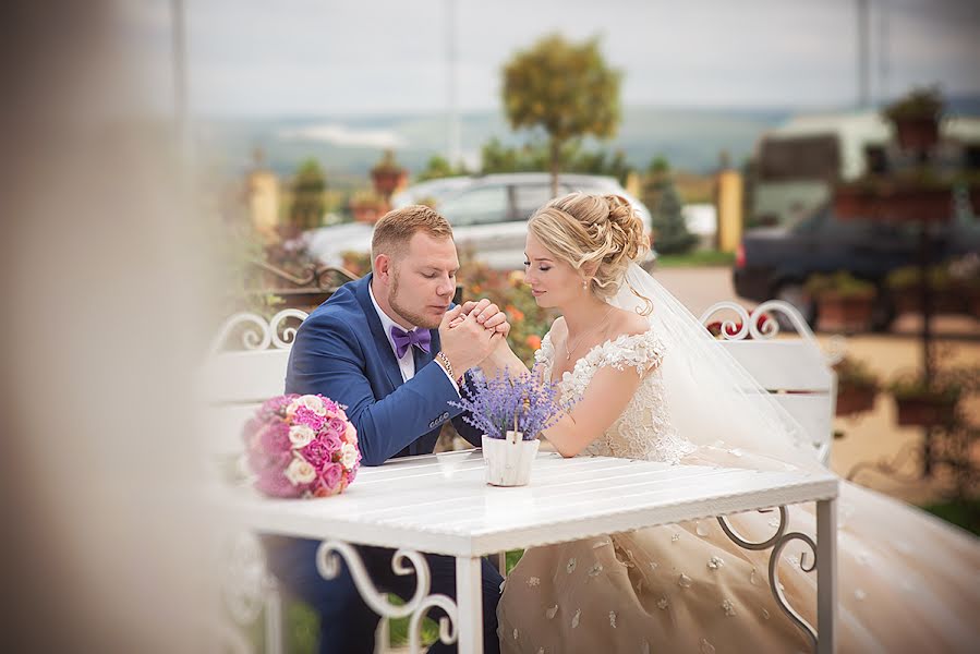 Wedding photographer Natali Tokareva (natali09). Photo of 3 August 2020