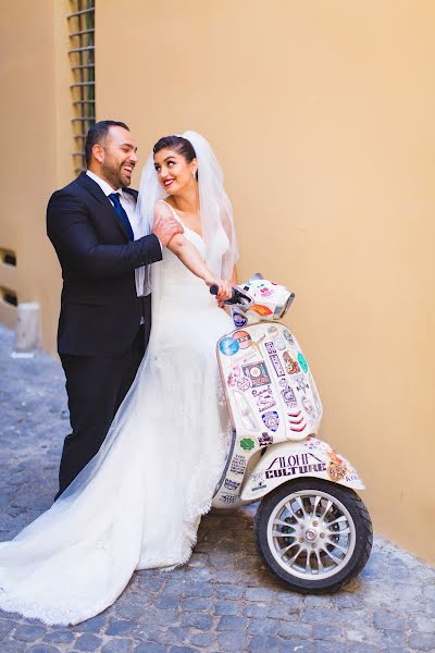 Fotógrafo de casamento Dmitry Agishev (romephotographer). Foto de 28 de janeiro 2018