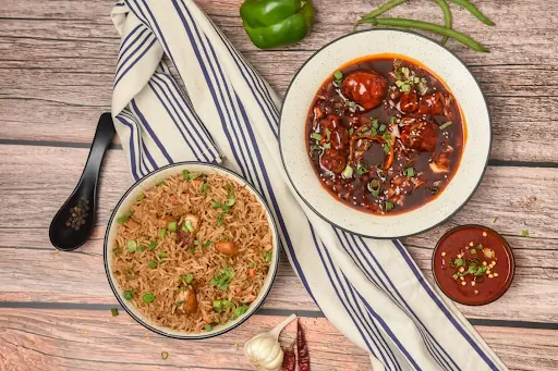Veg Fried Rice With Chilli Paneer Gravy [2 Pieces]