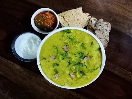 Grilled Chicken Moong Dal Khichdi