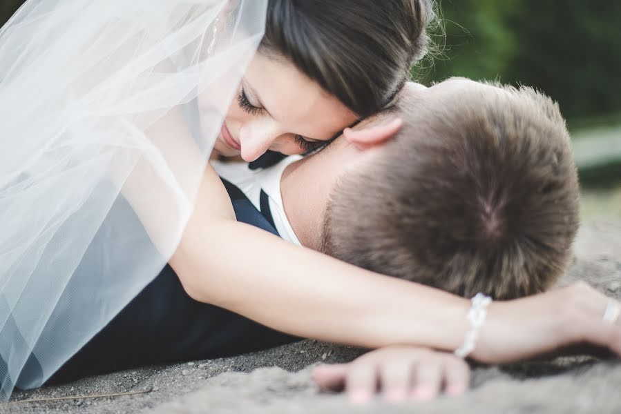 Wedding photographer Jakub Ćwiklewski (jakubcwiklewski). Photo of 1 November 2015