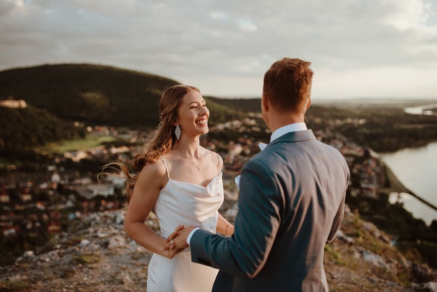 Fotografo di matrimoni Gréta Zubová (laskyplne). Foto del 28 luglio 2022