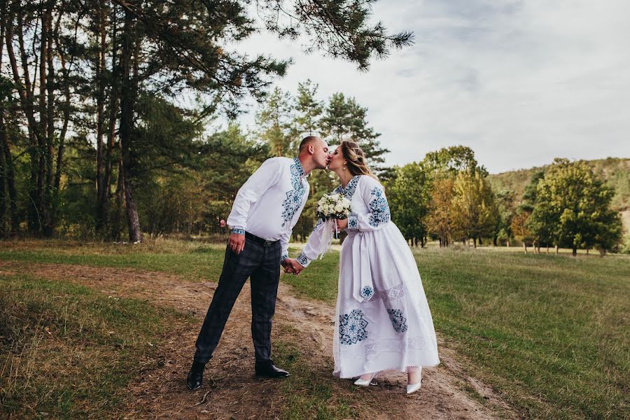 Jurufoto perkahwinan Nazarіy Klyukay (klyukai). Foto pada 22 Oktober 2020