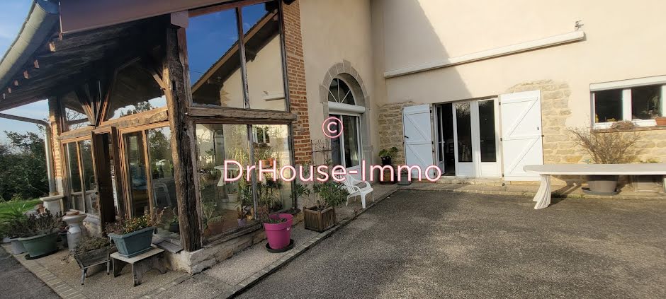 Vente maison 8 pièces 280 m² à Villemotier (01270), 309 000 €