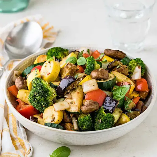 Crispy Sauteed Garden Vegetable Salad