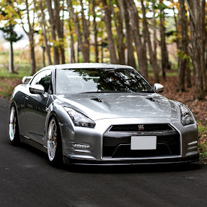 NISSAN GT-R R35