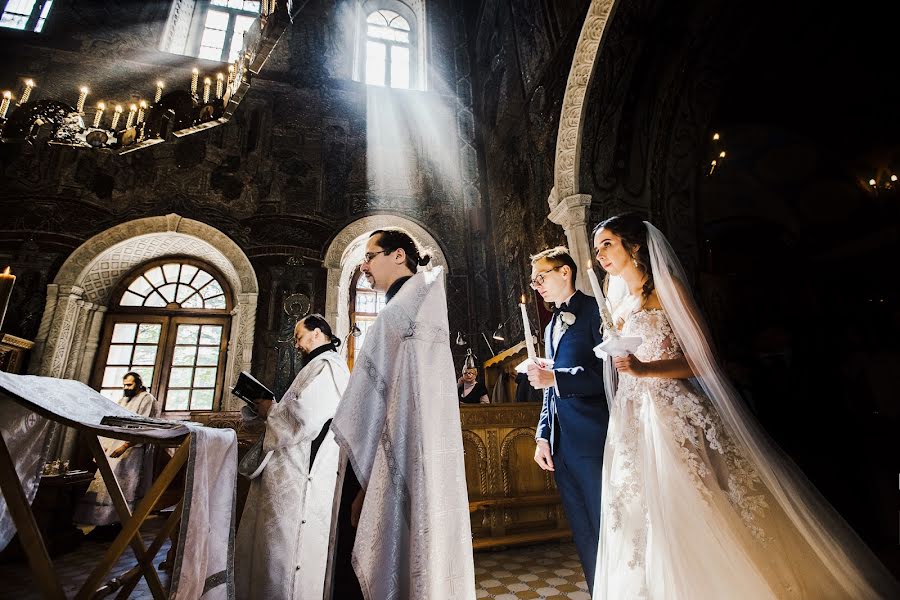 Fotografo di matrimoni Slava Semenov (ctapocta). Foto del 18 agosto 2017