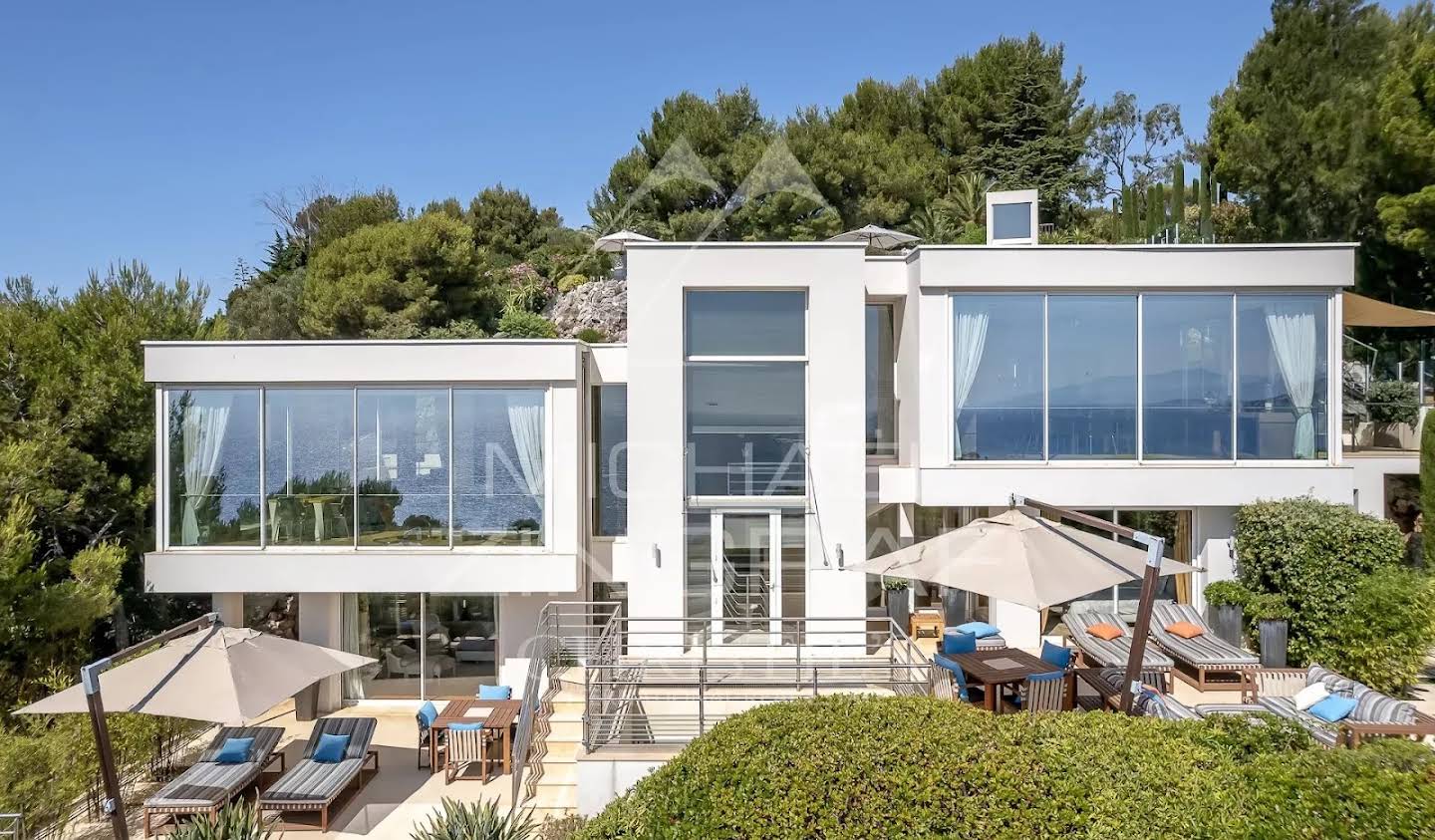 Villa with pool and garden Saint-Jean-Cap-Ferrat