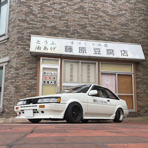 カローラレビン AE86